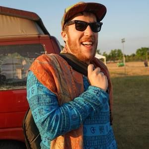 Meet your Posher, Clay